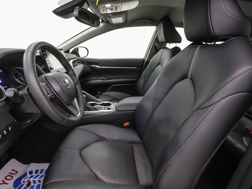 Used 2024 Toyota Camry XLE w/ Cold Weather Package image 11