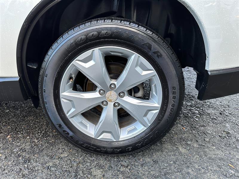 Used 2015 Subaru Forester 2.5i w/ Alloy Wheel Package AWD/4WD image 11
