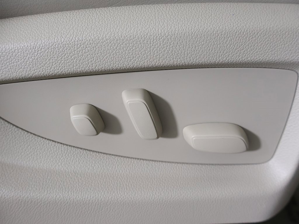 Used 2019 GMC Yukon Denali image 42