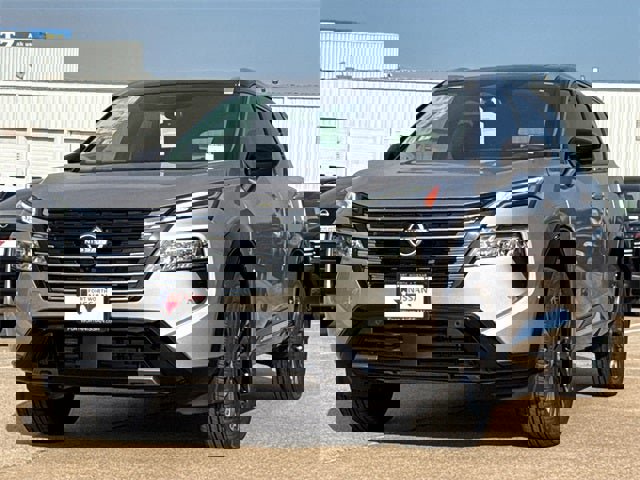 New 2026 Nissan Rogue Platinum w/ Tech Package image 4