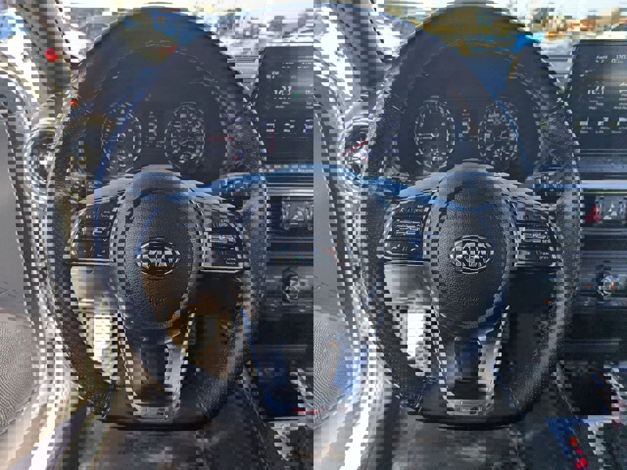 Used 2021 Kia Forte GT-Line image 20