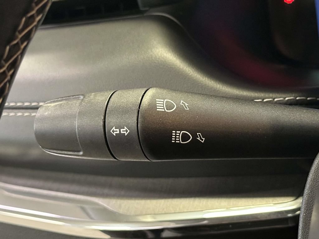 Used 2022 Jeep Compass High Altitude AWD/4WD image 24