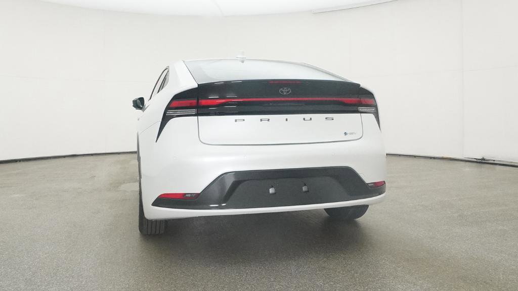 New 2025 Toyota Prius XLE image 15
