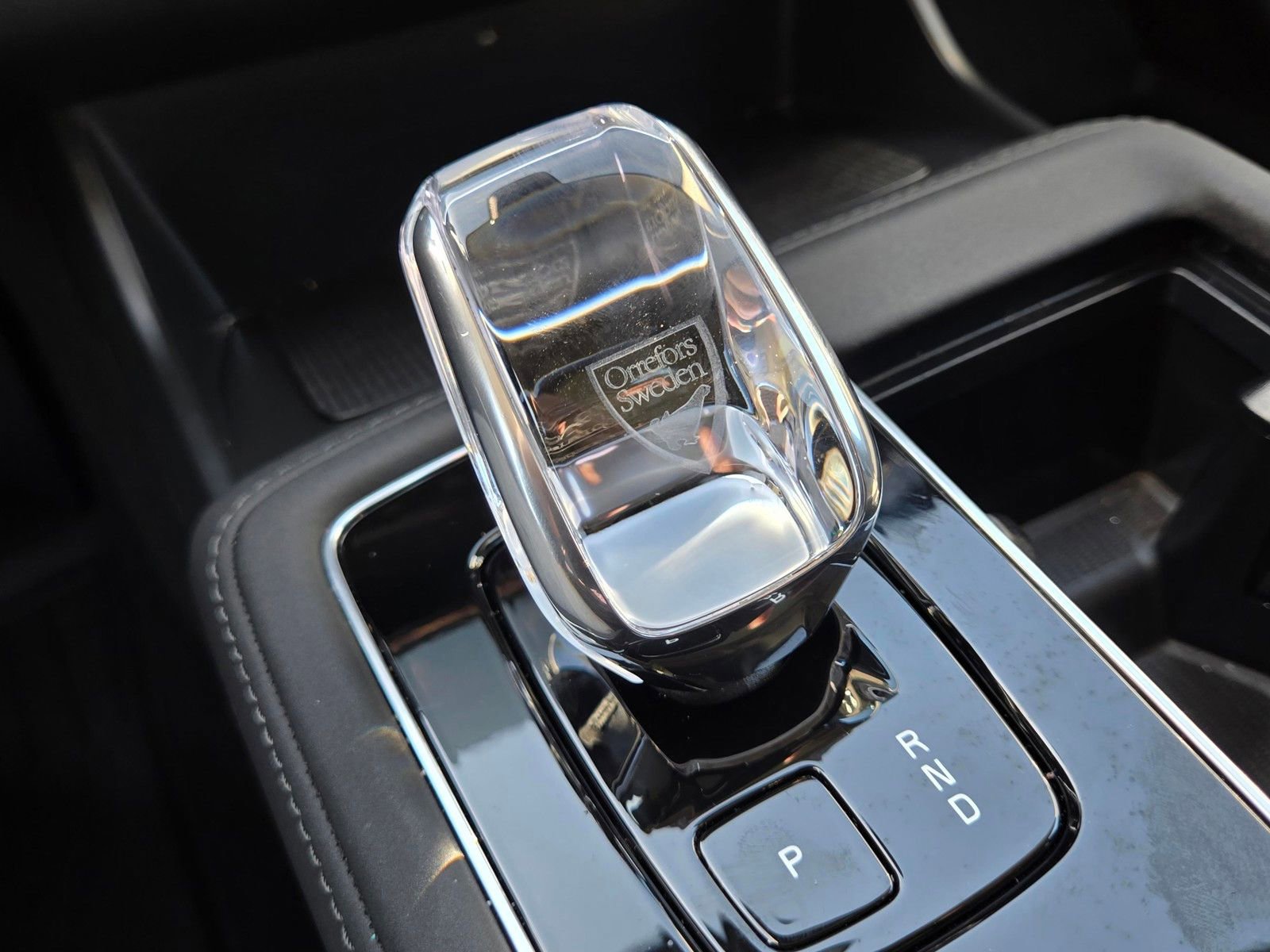 Certified 2025 Volvo XC90 T8 Ultra w/ Protection Package Premier image 17