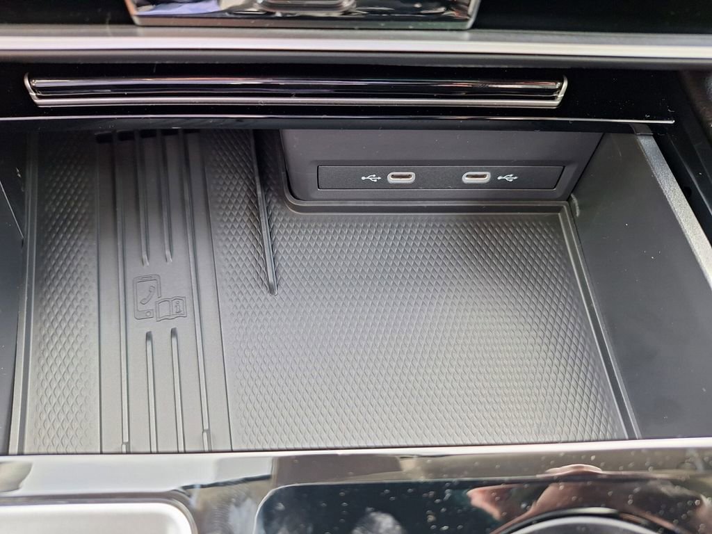 New 2026 Volkswagen Atlas Peak Edition AWD/4WD image 17
