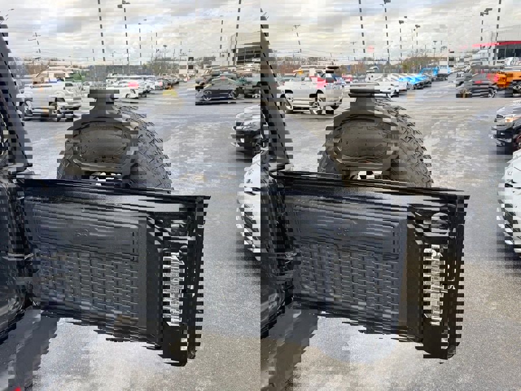 Used 2020 Jeep Wrangler Unlimited Sahara w/ Safety Group image 16