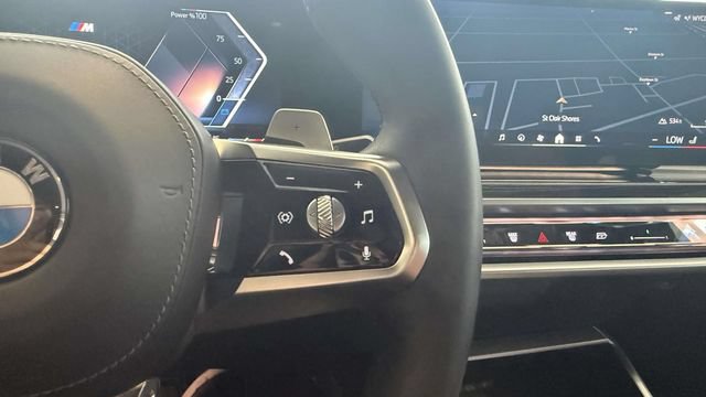 Used 2024 BMW 740i xDrive w/ Premium Package 2 AWD/4WD image 37