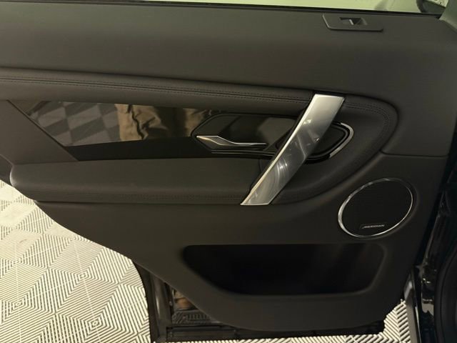 Certified 2025 Land Rover Discovery Sport S image 25