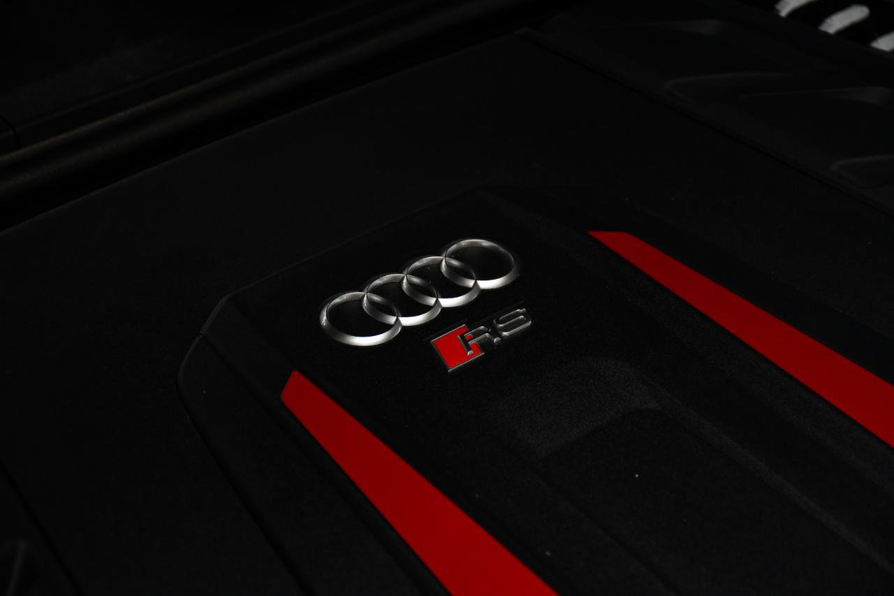 Used 2021 Audi RS Q8 w/ Black Optic Package image 19