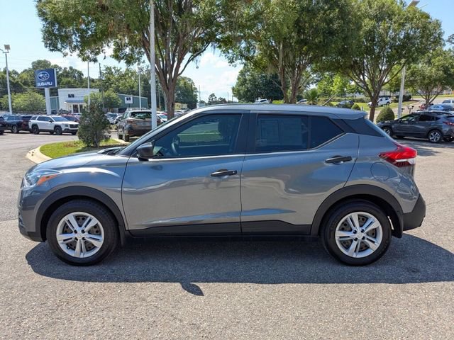 Used 2020 Nissan Kicks S FWD image 11