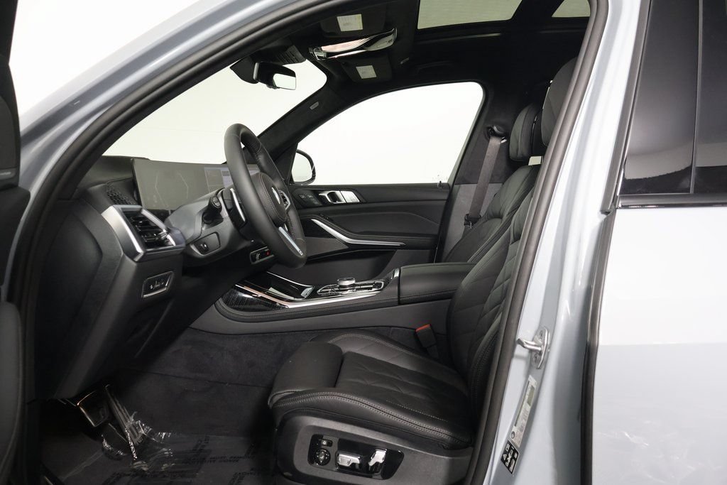 New 2027 BMW X7 xDrive40i w/ Executive Package AWD/4WD image 5