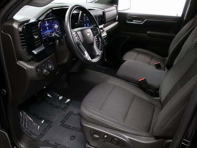 Certified 2025 Chevrolet Silverado 1500 LT image 13