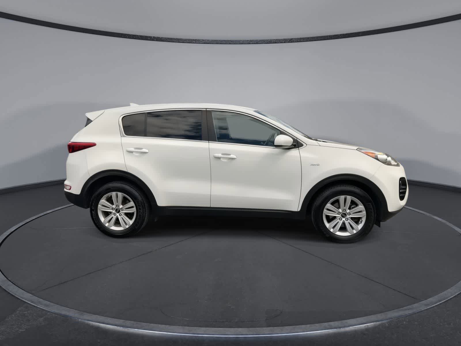 Used 2019 Kia Sportage LX AWD/4WD image 9