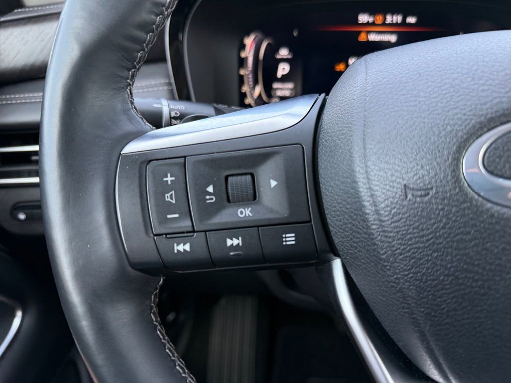 Used 2023 INFINITI QX60 Sensory AWD/4WD image 23