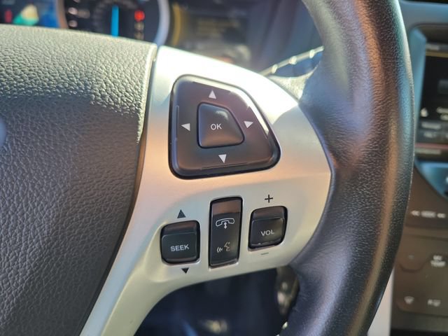 Used 2015 Ford Explorer XLT w/ Equipment Group 202A FWD image 7