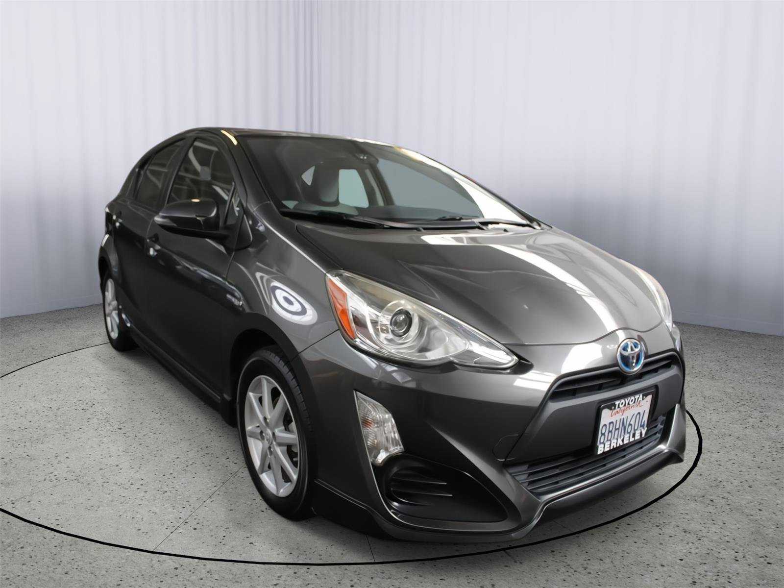 Used 2017 Toyota Prius C One image 1
