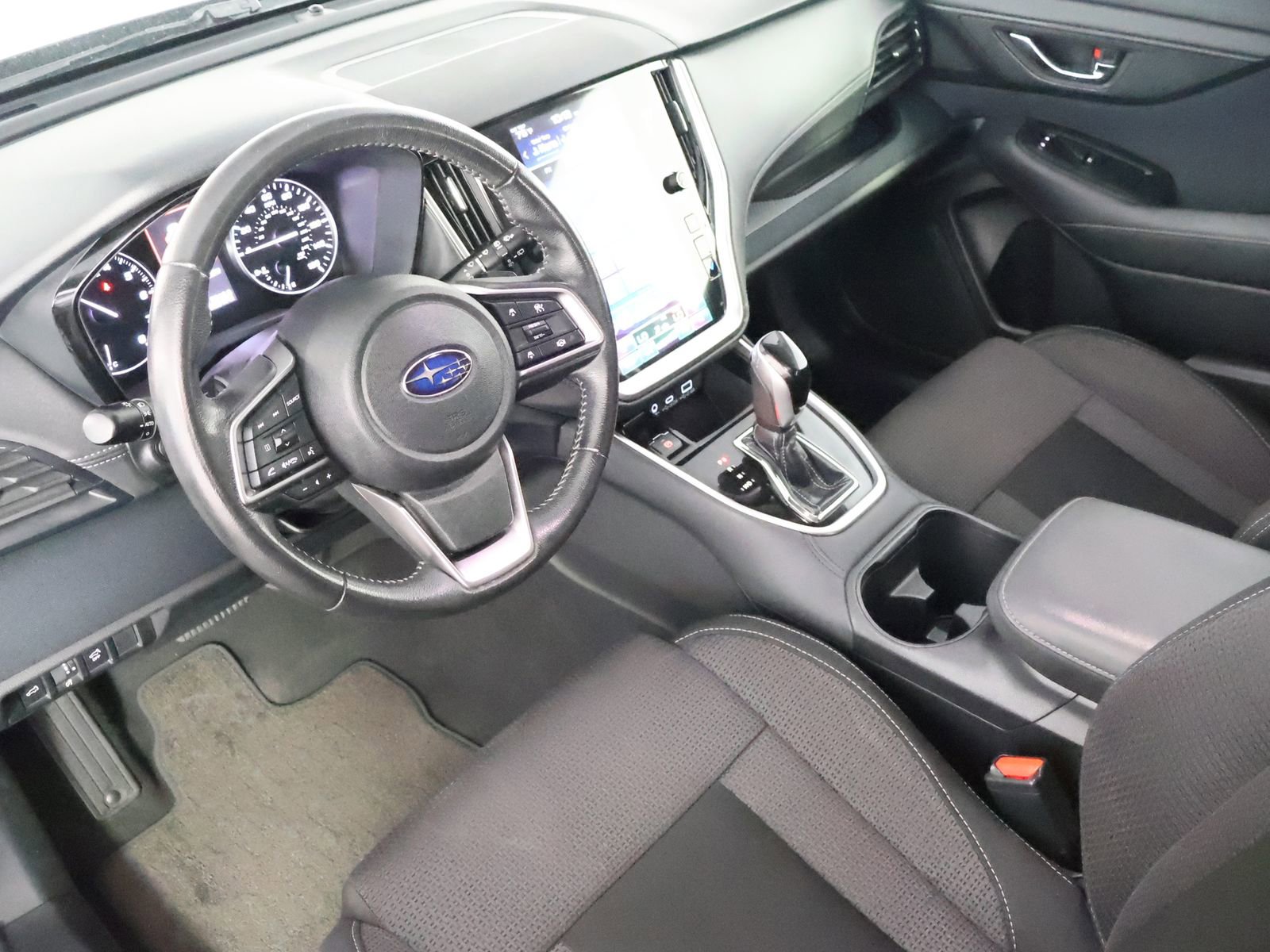 Used 2023 Subaru Outback Premium AWD/4WD image 24