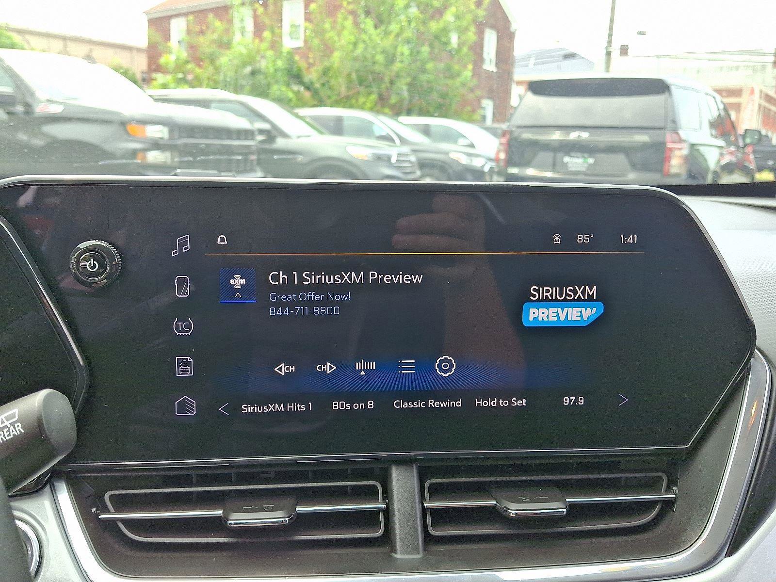 Used 2024 Chevrolet Trax LT w/ LT Convenience Package image 18