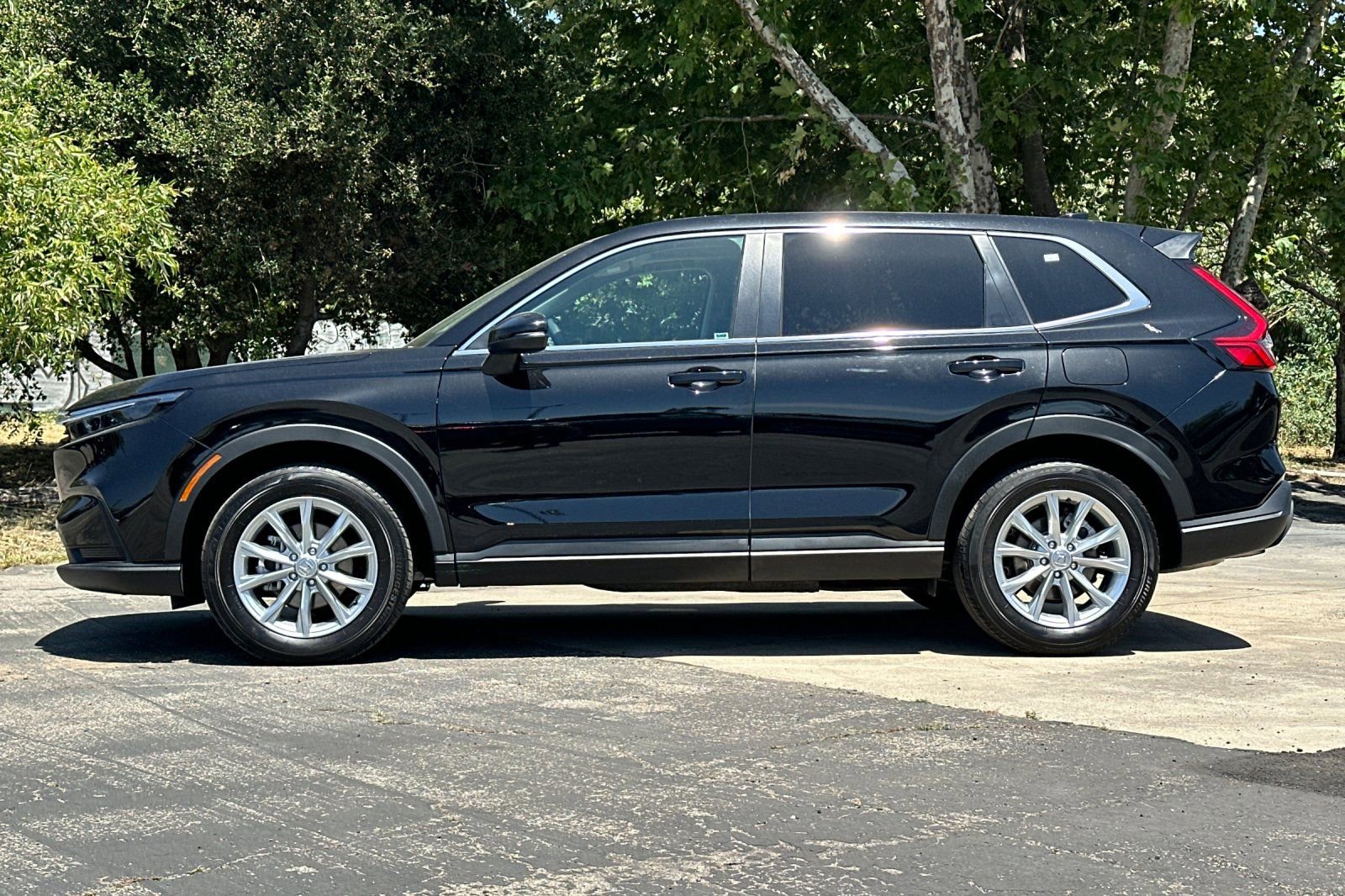 Used 2024 Honda CR-V EX image 7