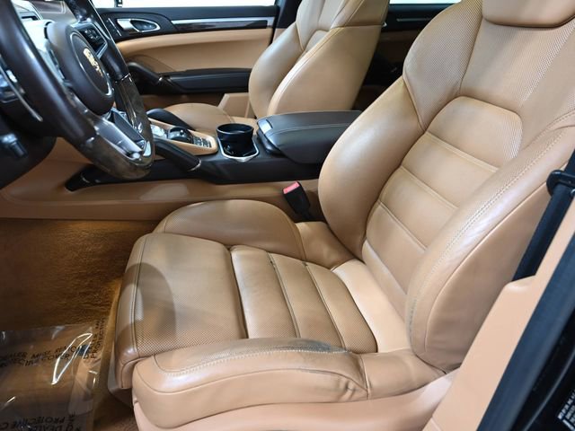 Used 2016 Porsche Cayenne S AWD/4WD image 8