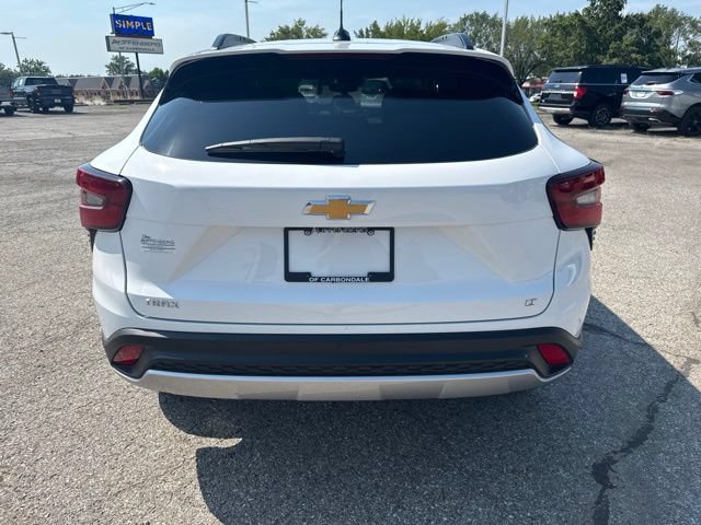 Certified 2025 Chevrolet Trax LT w/ Driver Confidence Package FWD image 15