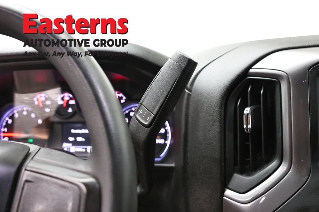 Used 2020 Chevrolet Silverado 1500 Custom w/ Custom Value Package AWD/4WD image 19