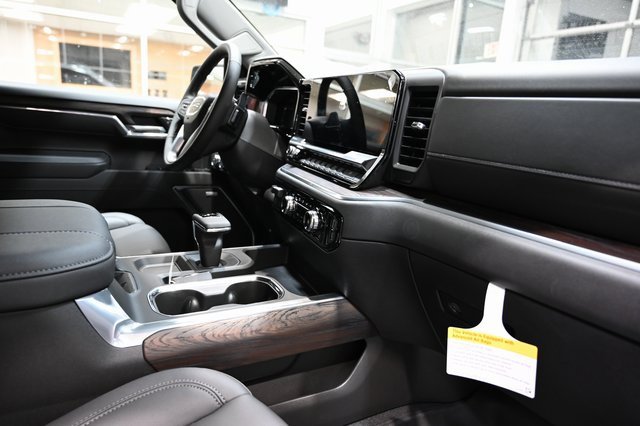 New 2026 GMC Sierra 1500 SLT w/ SLT Premium Plus Package image 16