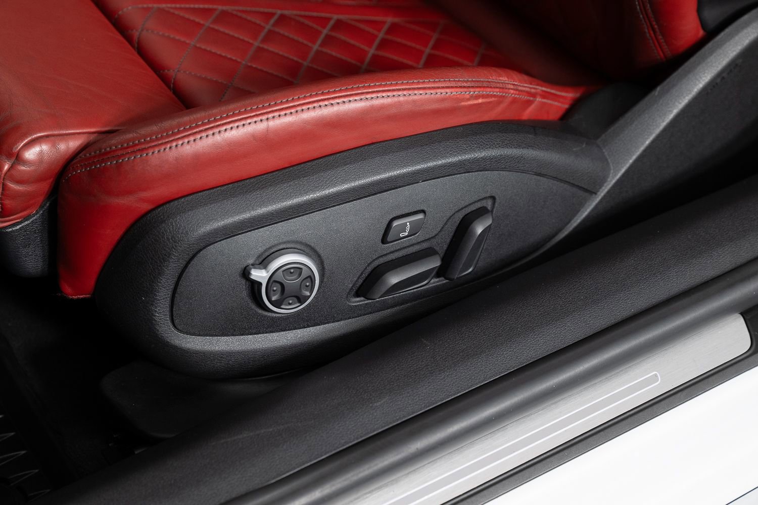 Used 2019 Audi S5 Premium Plus w/ S Sport Package image 17