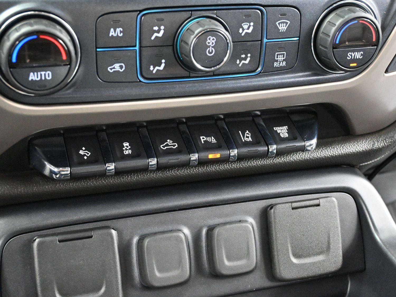 Used 2018 GMC Sierra 2500 Denali w/ Duramax Plus Package image 23