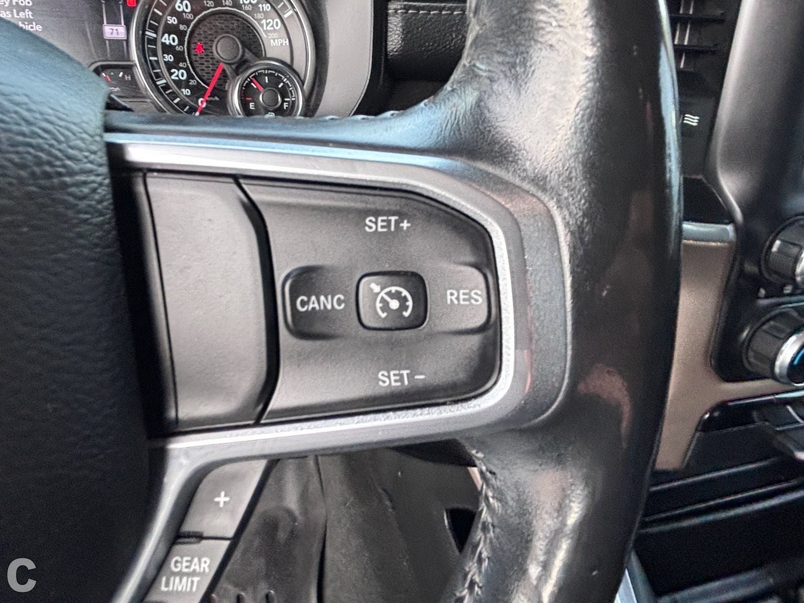 Used 2020 RAM 1500 Laramie RWD image 25