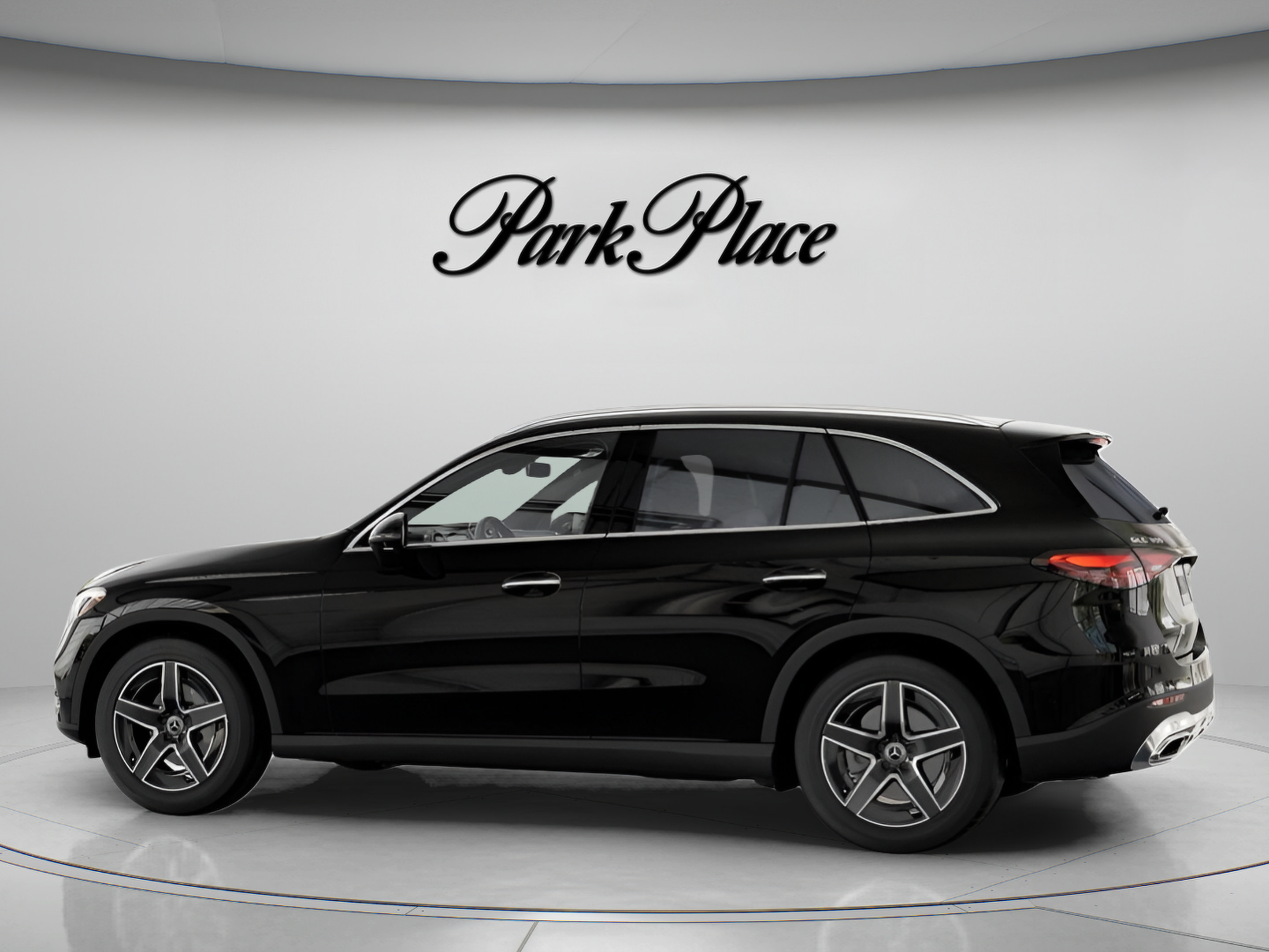 Certified 2026 Mercedes-Benz GLC 300 4MATIC image 12