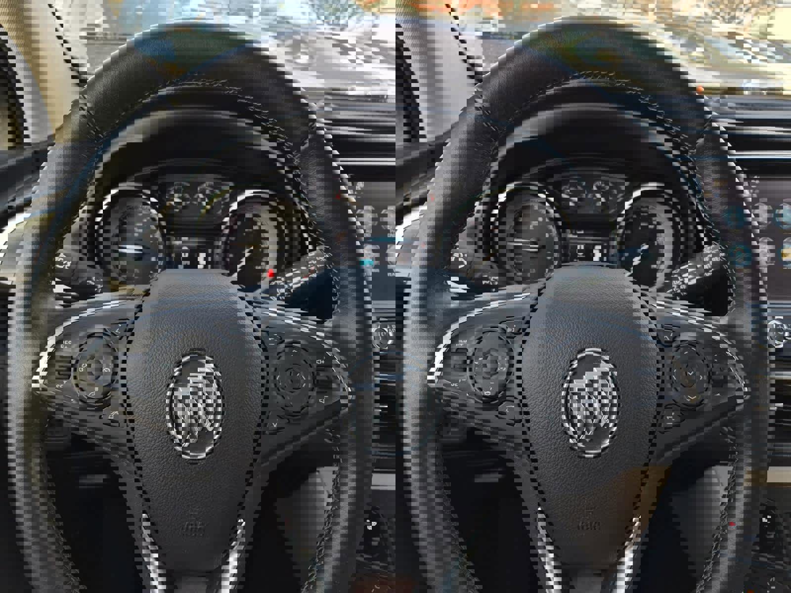 Certified 2019 Buick Envision Essence image 20