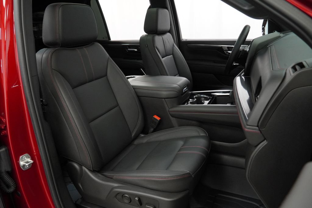 Used 2025 Chevrolet Tahoe RST w/ Comfort Package AWD/4WD image 33