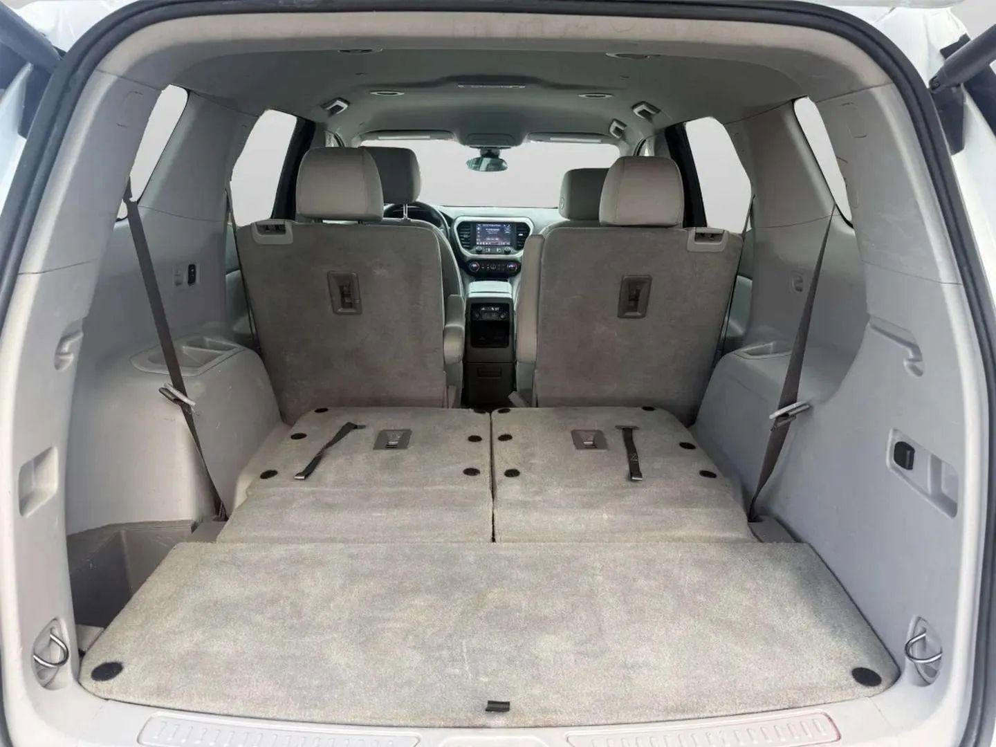 Used 2023 GMC Acadia SLE w/ Driver Convenience Package image 16