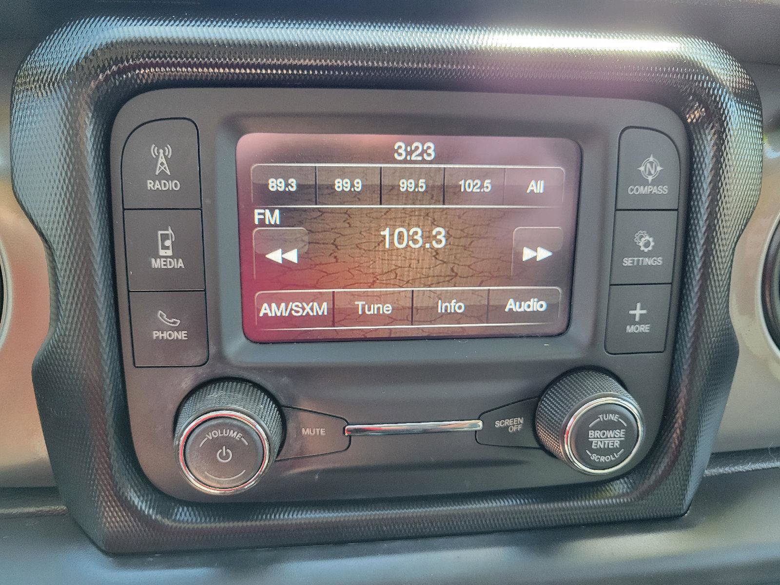 Used 2021 Jeep Wrangler Sport AWD/4WD image 17