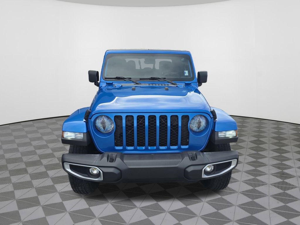 Used 2023 Jeep Gladiator Sport AWD/4WD image 3