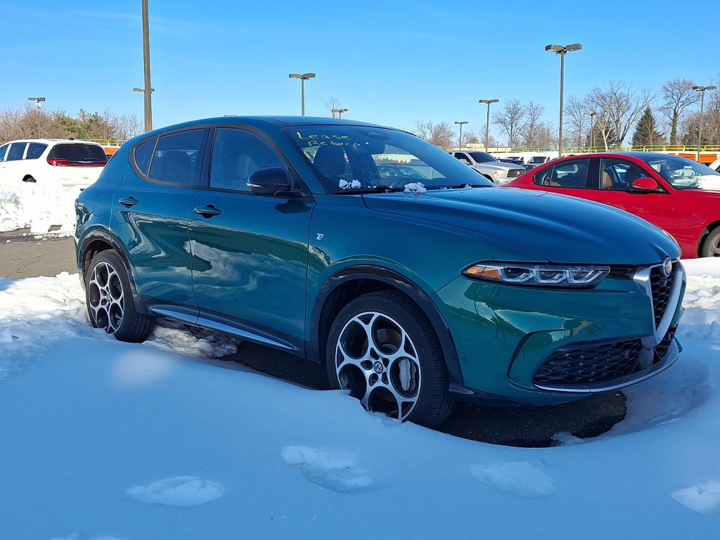 Used 2024 Alfa Romeo Tonale Ti w/ Active Assist Package image 3