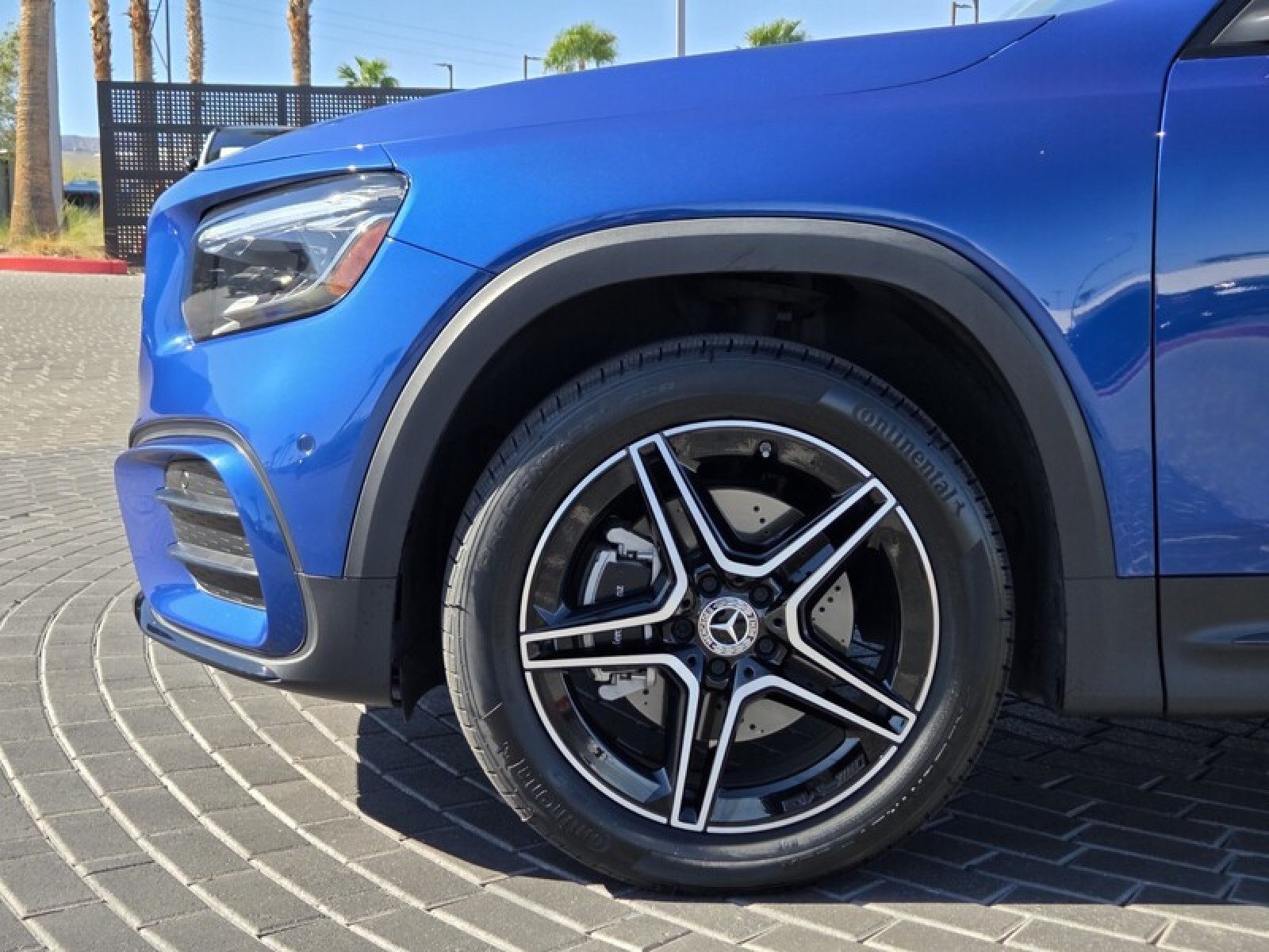 Used 2024 Mercedes-Benz GLB 250 image 12