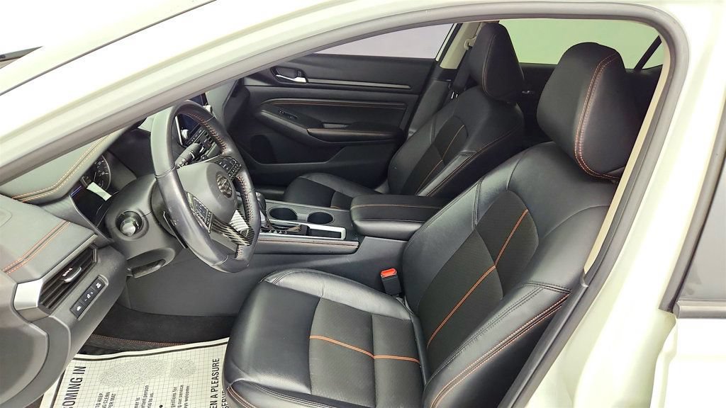 Used 2022 Nissan Altima 2.5 SR FWD image 10