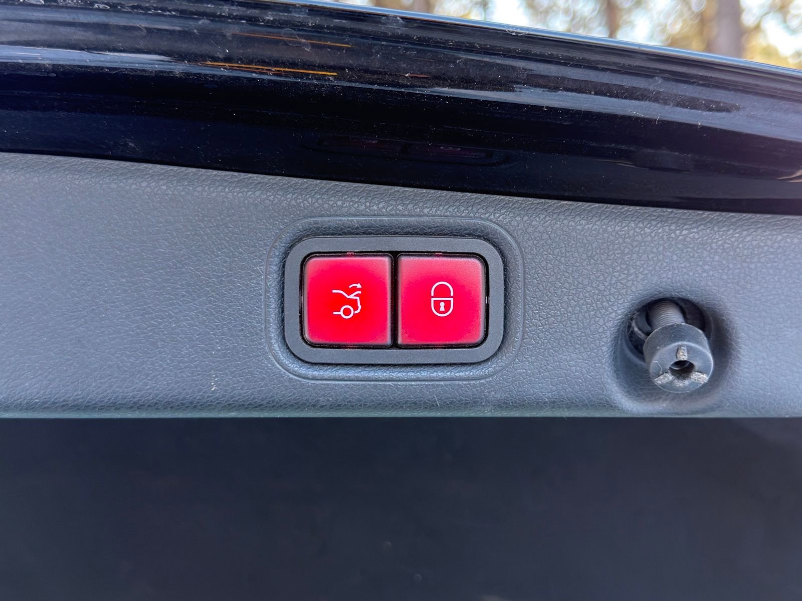 Used 2018 Mercedes-Benz E 300 E 300 image 18