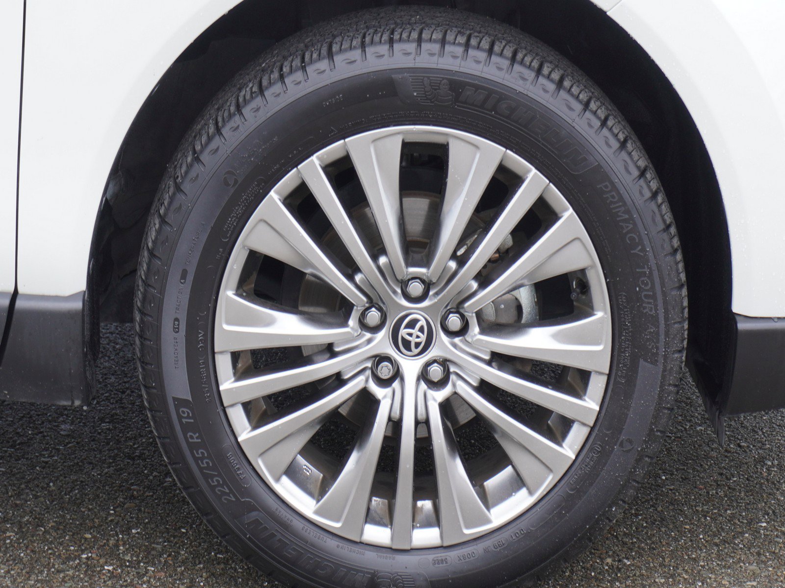 Used 2022 Toyota Venza Limited AWD/4WD image 5