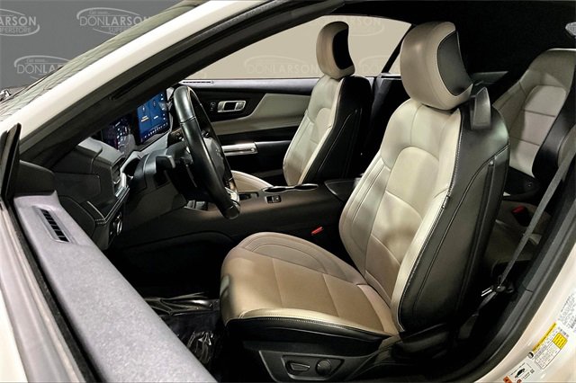 Used 2024 Ford Mustang GT Premium image 13