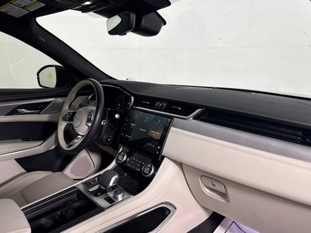 Used 2024 Jaguar F-PACE R-Dynamic S AWD/4WD image 22