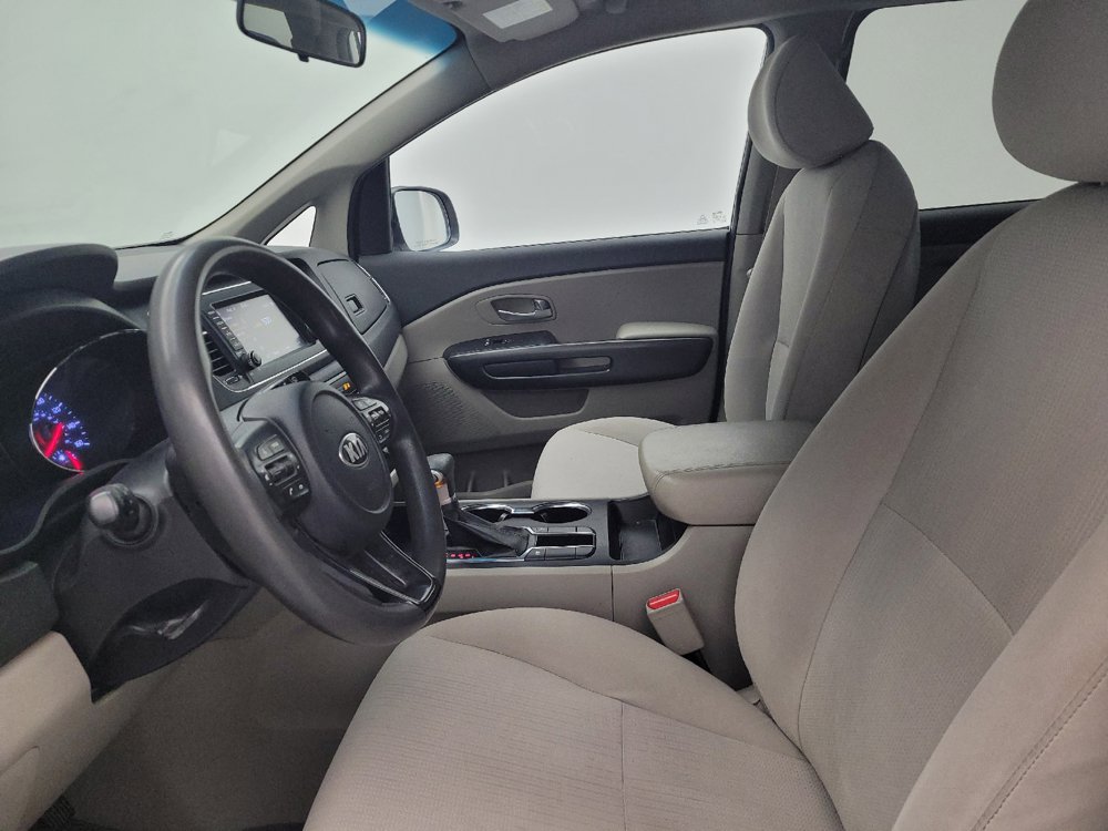 Used 2020 Kia Sedona L FWD image 17