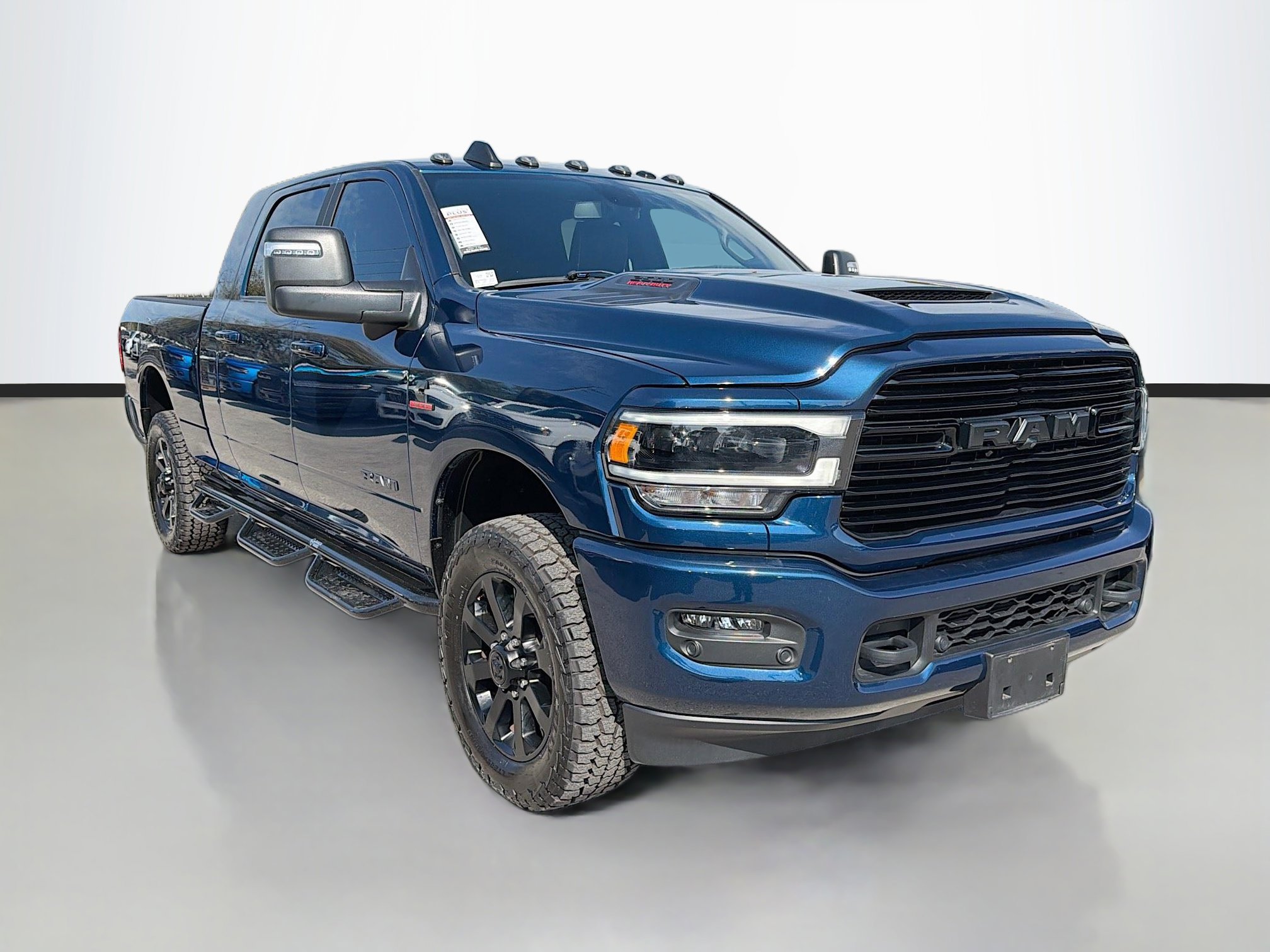 Used 2024 RAM 2500 Laramie w/ Night Edition AWD/4WD image 2