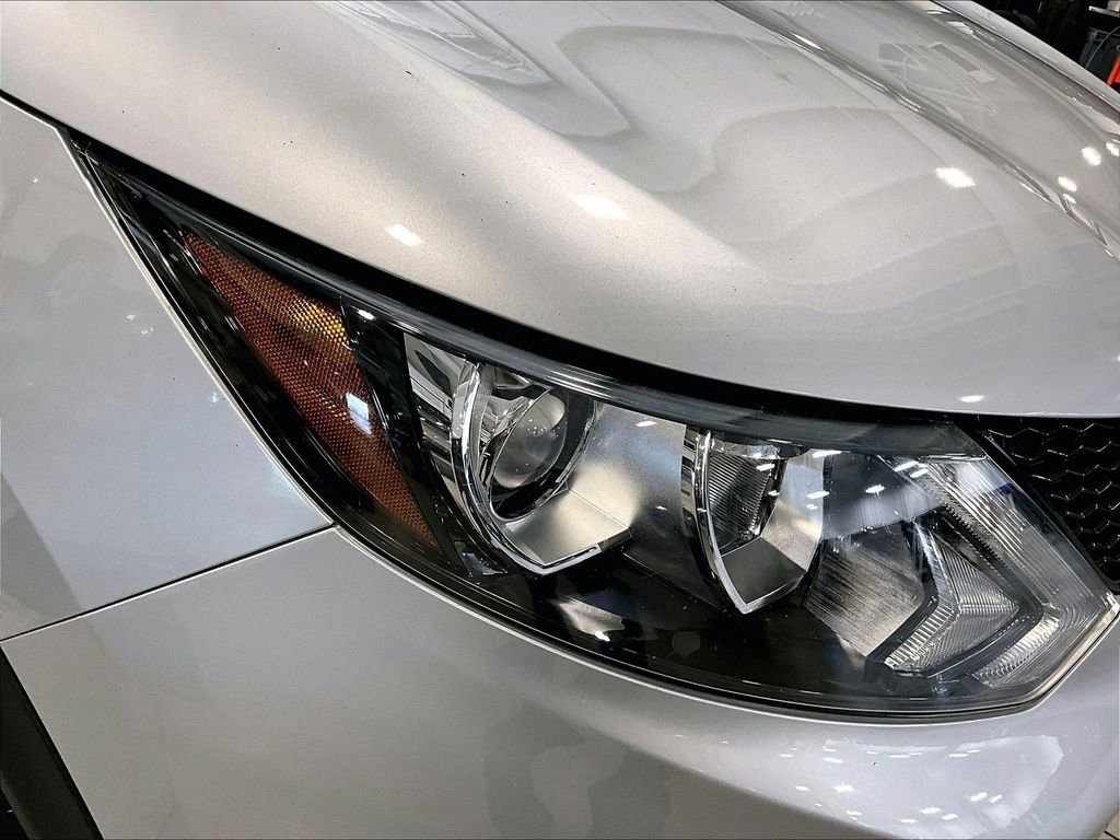 Used 2019 Nissan Rogue Sport S w/ Appearance Package AWD/4WD image 34