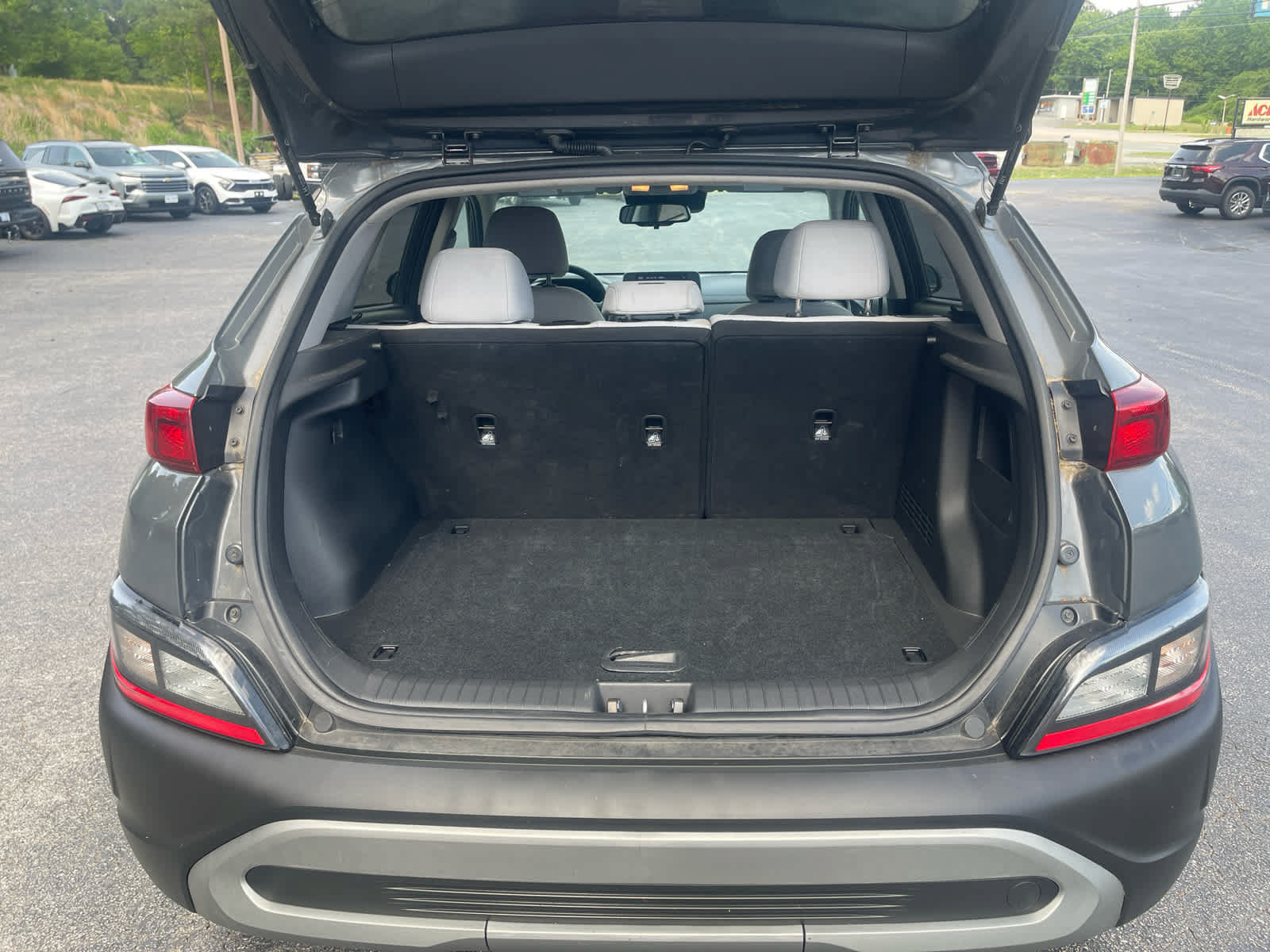 Used 2023 Hyundai Kona SEL AWD/4WD image 27