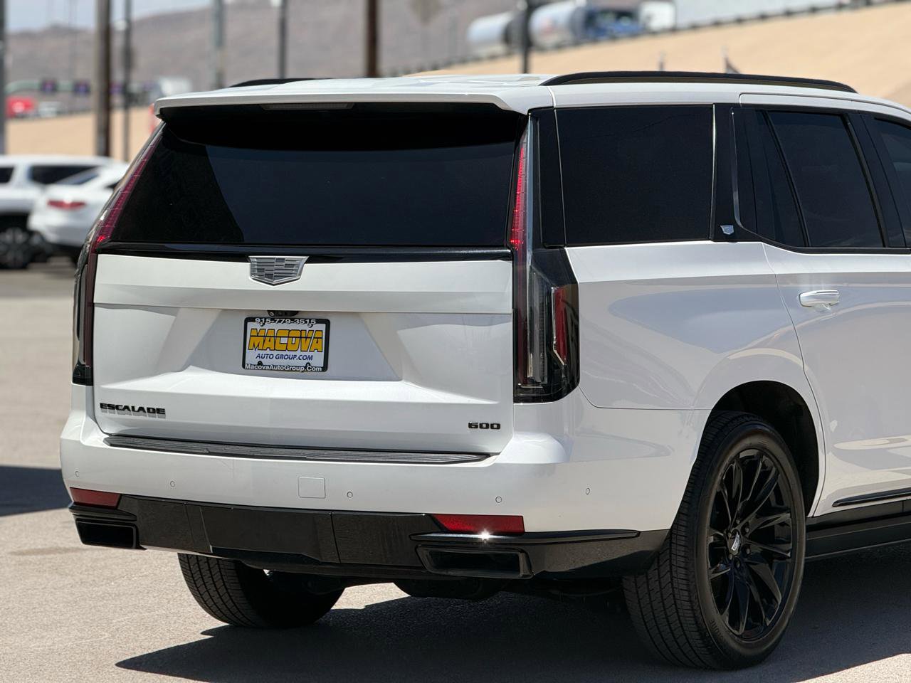 Used 2021 Cadillac Escalade Sport w/ Driver Assist Tech Package AWD/4WD image 9