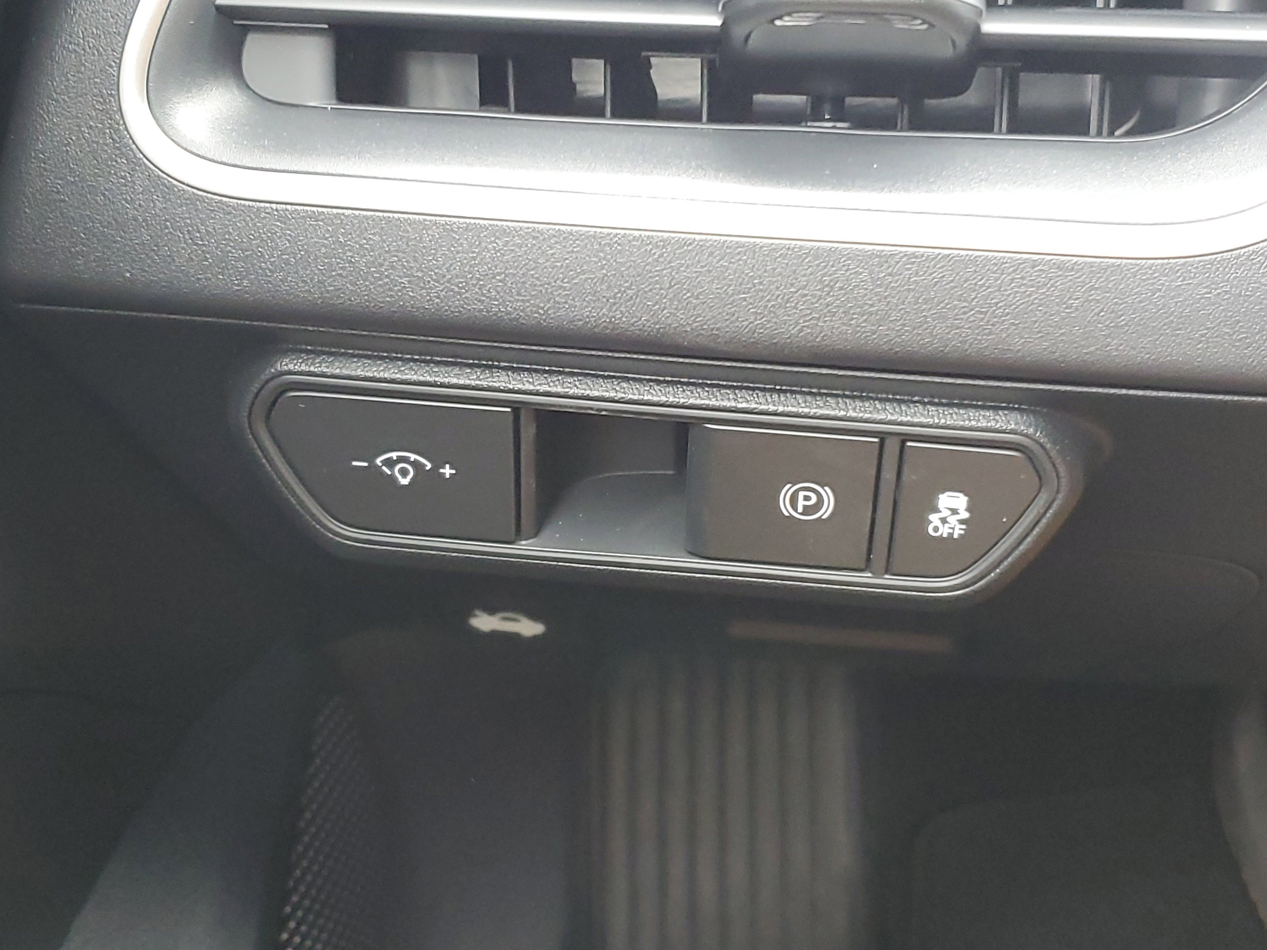 New 2025 Kia K4 LX image 31