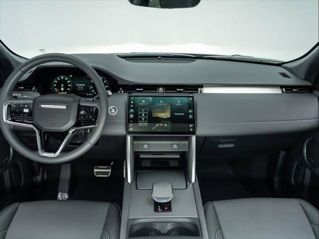 New 2026 Land Rover Discovery Sport Landmark AWD/4WD image 18